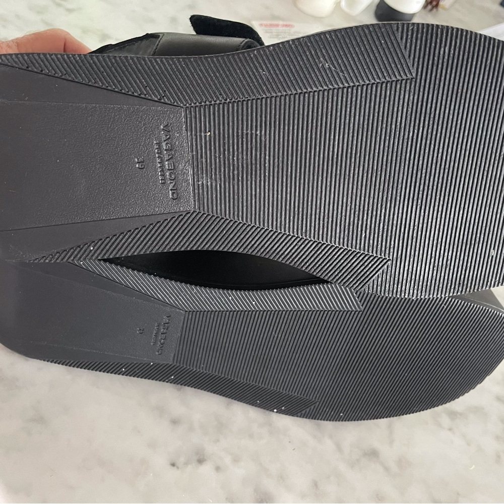 Vagabond Black Platform Sandals - Picture 5 of 5